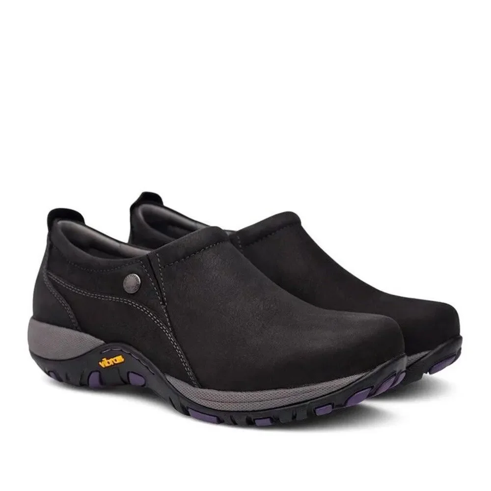 Dansko Women’s Patti Vibram Clogs Shoes Black Nubuck Waterproof 38 US8